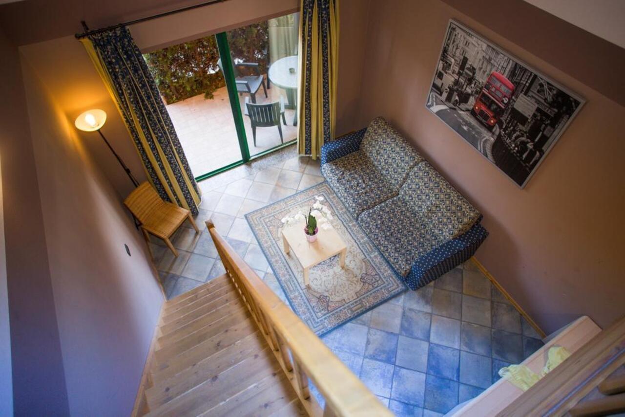 Hotel Ristorante La Perla Varallo Pombia Luaran gambar