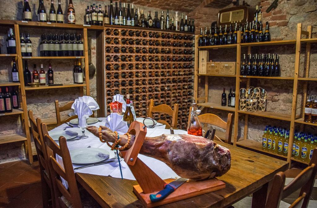 Hotel Ristorante La Perla Varallo Pombia Luaran gambar